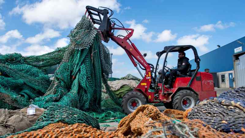 En 2025 habrá piezas de autos fabricadas con redes de pesca recicladas: BMW