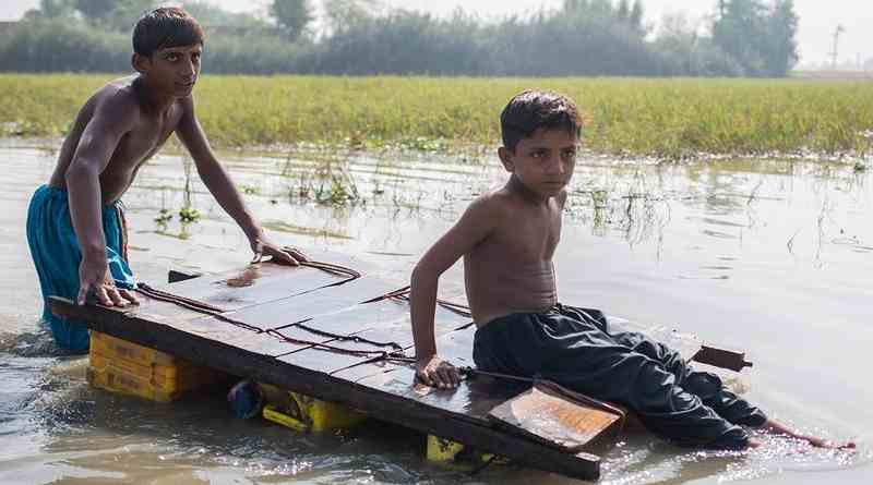 Publica ONU guía sobre los derechos de los niños por un ambiente saludable