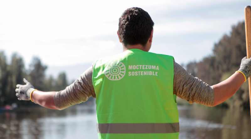 Recuperan canales de Cuemanco mediante jornada de limpieza y economía circular