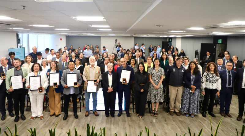 Reconoce Semarnat trayectorias ejemplares en favor del equilibrio ecológico