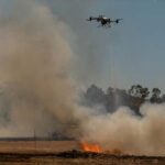 Crean dron autónomo para combatir incendios forestales en zonas de difícil acceso